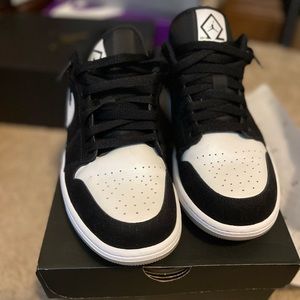 Air Jordan 1 low